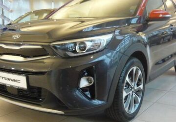 Kia Stonic 56.170 km 12.950 &euro; Hamburg 22525