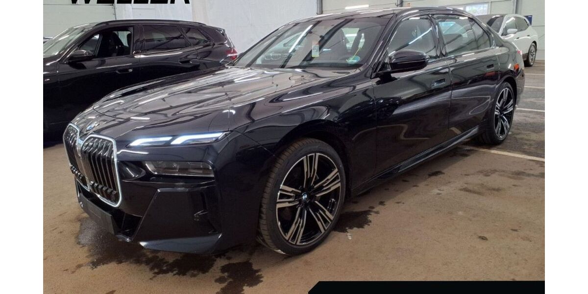 BMW 740 24.429 km 90.750 &euro; Hamburg 21073