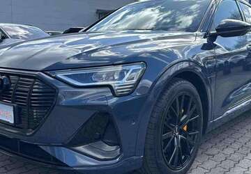 Audi e-tron 91.099 km 29.950 &euro; Hamburg 22047