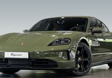 Porsche Taycan 15.000 km 117.000 &euro; Hamburg 22087