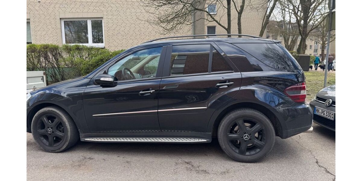Mercedes-Benz ML 320 255.600 km 6.000 &euro; Hamburg 22523