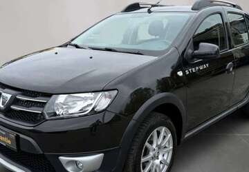 Dacia Sandero 92.000 km 9.190 &euro; Hamburg 20539