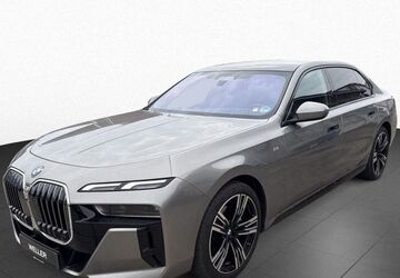 BMW 740 8.248 km 96.666 &euro; Hamburg 21073