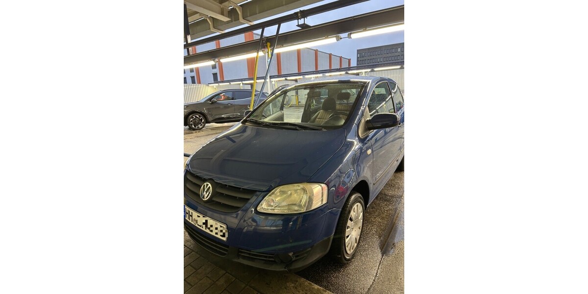 VW Fox 128.000 km 2.100 &euro; Hamburg 20038