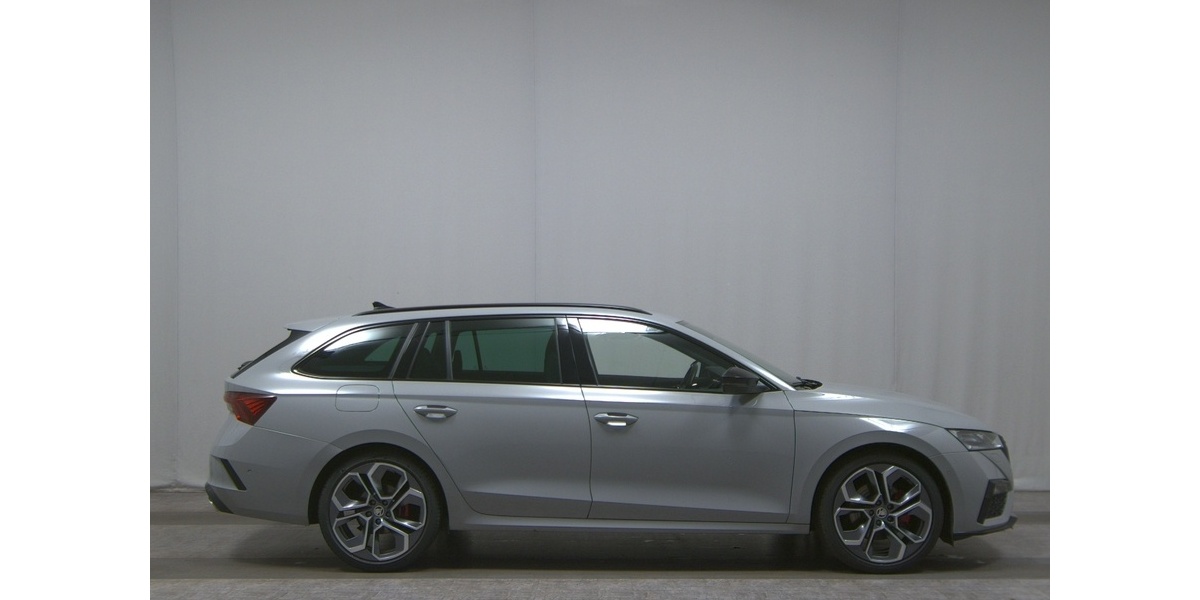 Skoda Octavia Combi 2.0 TDI DPF RS Plus 96.007 km 7.800 &euro; Hamburg 22547