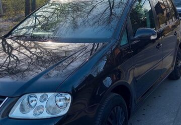 VW Touran 366.000 km 600 &euro; Hamburg 22761