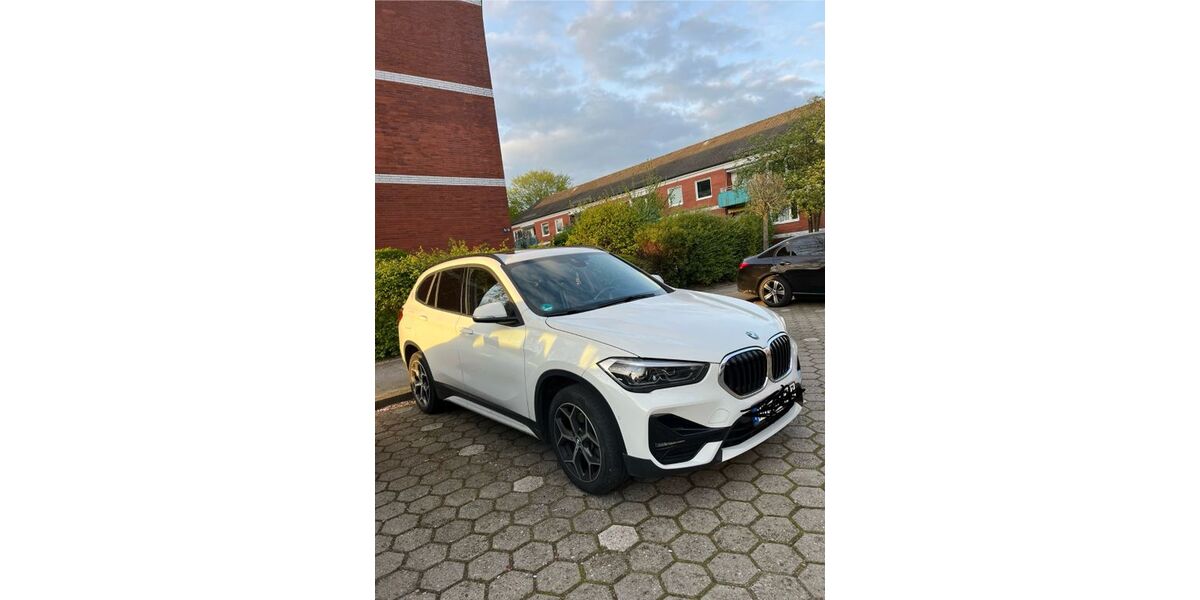 BMW X1 51.149 km 24.200 &euro; Hamburg 22395