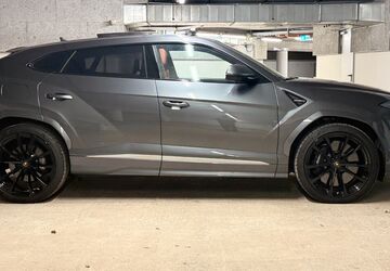 Lamborghini Urus 62.808 km 199.995 &euro; Hamburg 21079