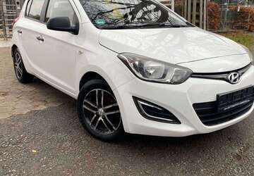 Hyundai i20 49.000 km 6.980 &euro; Hamburg 22179