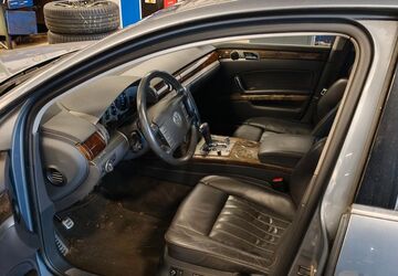 VW Phaeton 211.000 km 7.000 &euro; Hamburg 22547