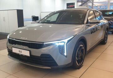 Kia K4 1.217 km 32.990 &euro; Hamburg 22525
