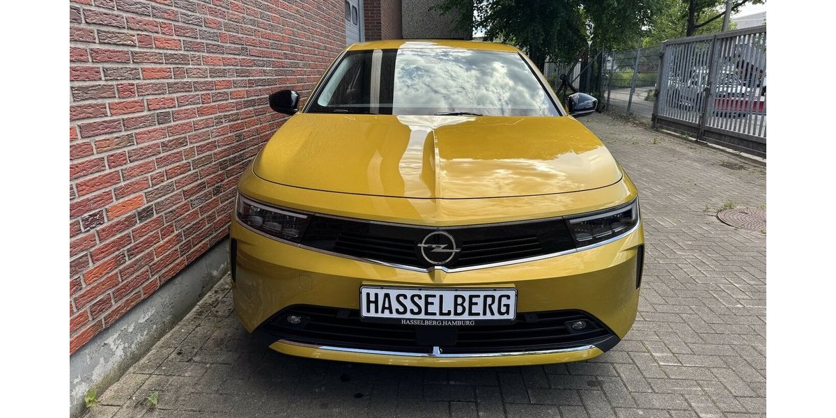 Opel Astra L INITIALE in AMBER Kult Gelb Metallic 3.000 km 19.999 &euro; Hamburg 22339