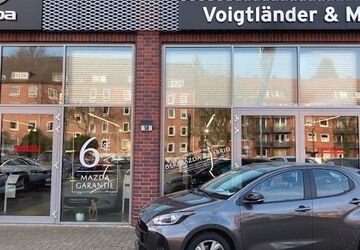 Mazda 2 Hybrid 5.000 km 24.885 &euro; Hamburg 22049