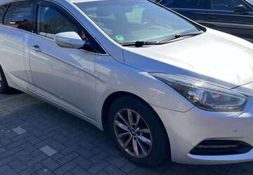 Hyundai i40 112.500 km 9.100 &euro; Hamburg 22145