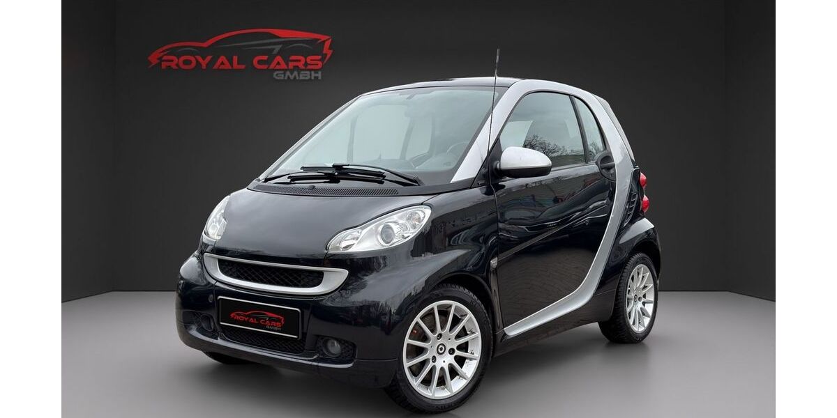Smart ForTwo 94.590 km 5.690 &euro; Hamburg 22111