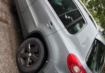 VW Tiguan 239.000 km 6.300 &euro; Neugraben 21147