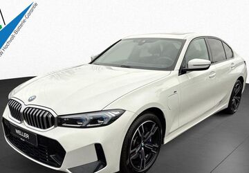 BMW 330 21.298 km 42.450 &euro; Hamburg 21073