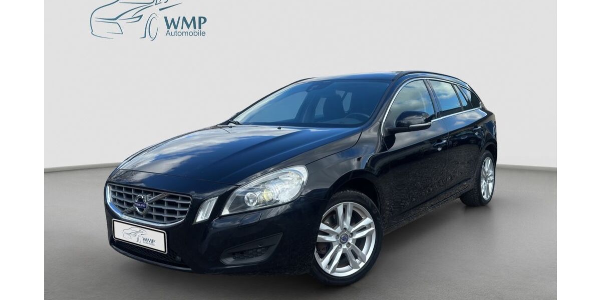 Volvo V60 235.771 km 6.390 &euro; Hamburg 22045