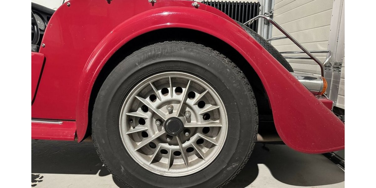 Morgan Plus 8 Früher Achter mit zauberhafter Patina 78.000 km 34.999 &euro; Hamburg 22339