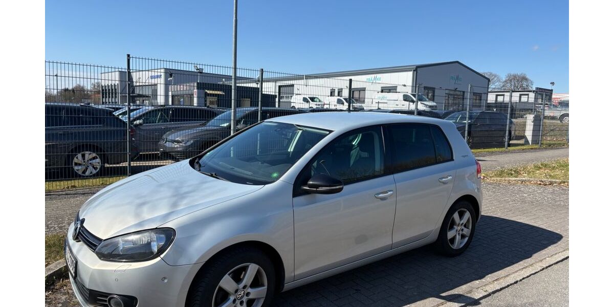 VW Golf 165.000 km 4.499 &euro; Bargfeld-Stegen 23863