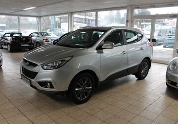 Hyundai ix35 46.657 km 13.990 &euro; Bad Oldesloe 23843