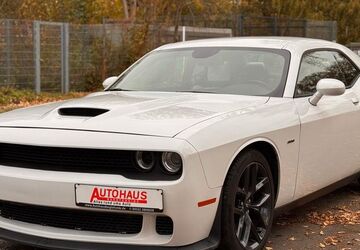 Dodge Challenger 36.000 km 29.999 &euro; Bargteheide 22941