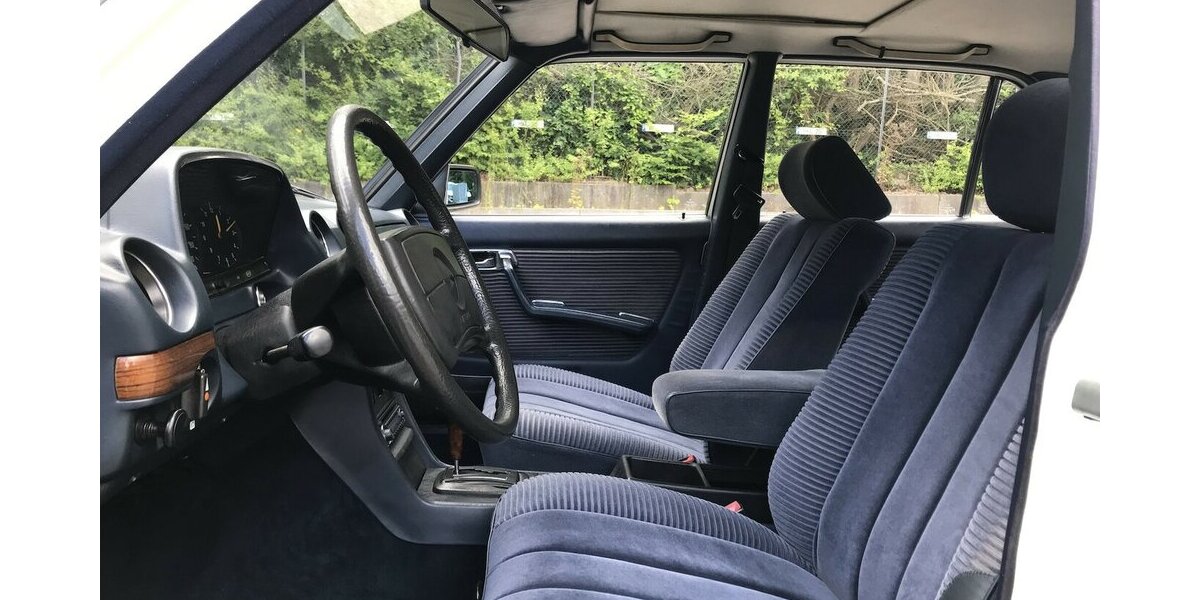 Mercedes-Benz 230 W123 Sanders Automat ABS AirBag SSD Velours 146.358 km 15.999 &euro; Hamburg 22339
