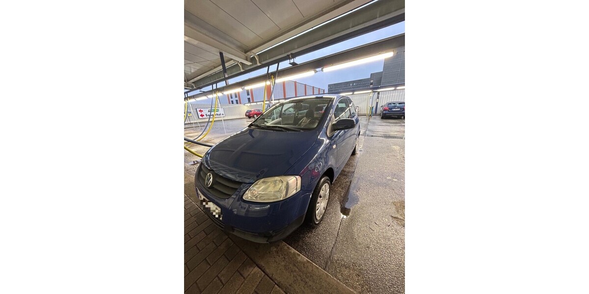VW Fox 128.000 km 2.100 &euro; Hamburg 20038