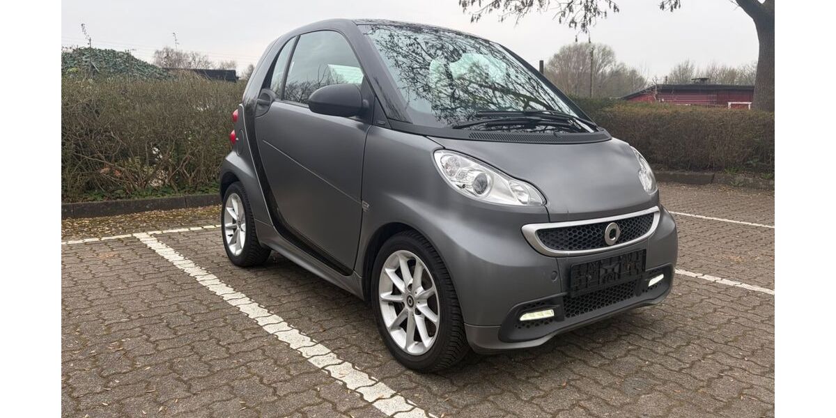 Smart ForTwo 99.708 km 5.800 &euro; Hamburg 22177