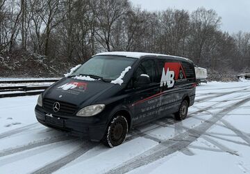 Mercedes-Benz Vito 345.658 km 2.400 &euro; HAMBURG 22113