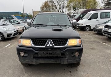 Mitsubishi Pajero 210.716 km 4.299 &euro; hamburg 20539