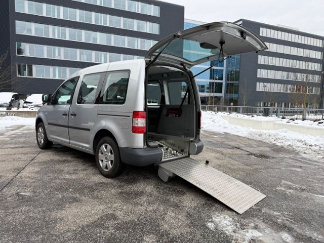 VW Caddy 191.000 km 7.800 &euro; Hamburg 22047