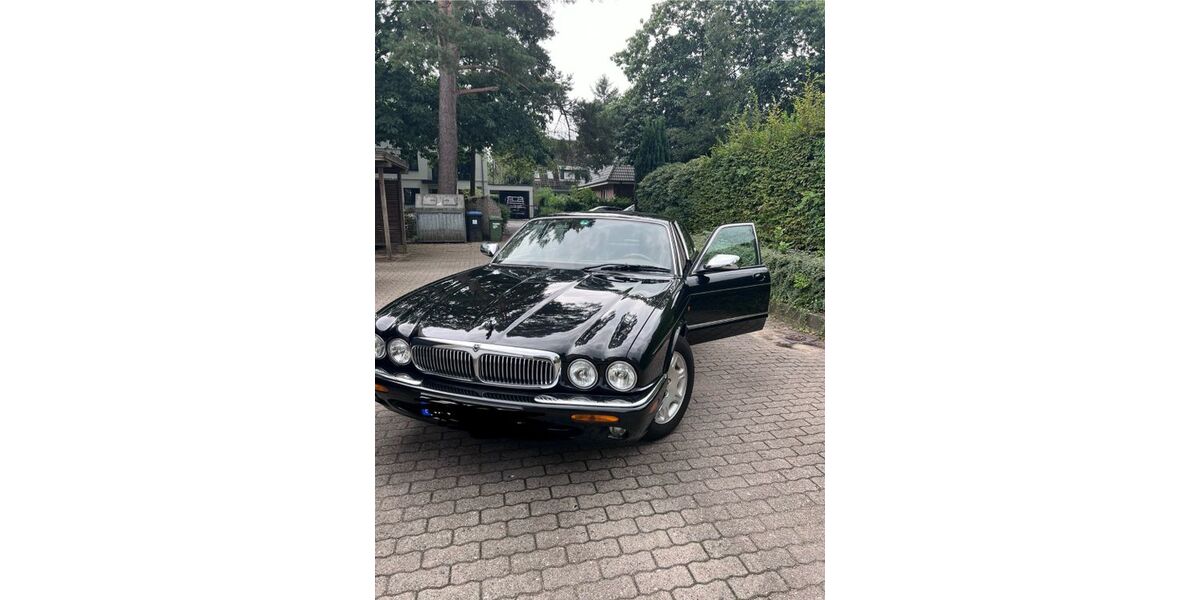 Jaguar XJ 102.700 km 18.900 &euro; Hamburg 22043