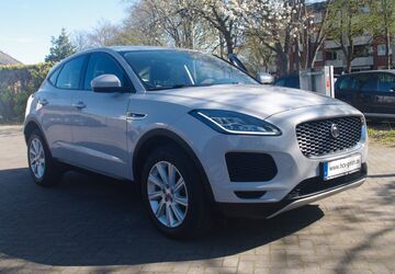 Jaguar E-Pace 68.300 km 19.990 &euro; Hamburg 22547