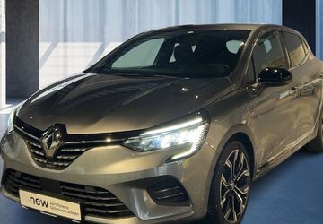 Renault Clio 7.715 km 18.750 &euro; Hamburg 22529