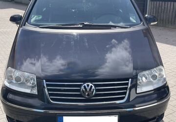 VW Sharan 326.100 km 5.888 &euro; Hamburg 21107