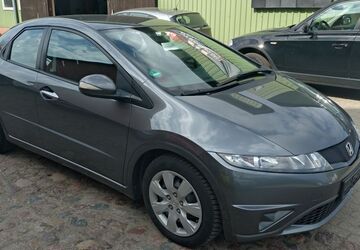Honda Civic 223.731 km 3.499 &euro; Elmenhorst 23869