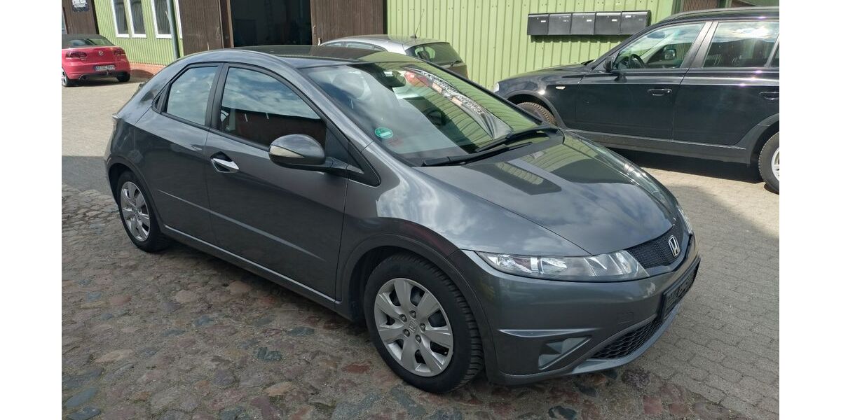 Honda Civic 223.731 km 3.499 &euro; Elmenhorst 23869