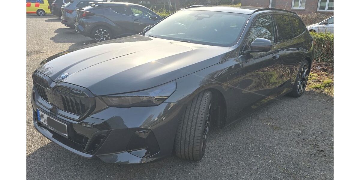 BMW 550 9.981 km 77.500 &euro; Hamburg 22149