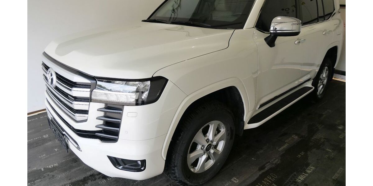 Toyota Land Cruiser 9.300 km 189.000 &euro; Hamburg 21079