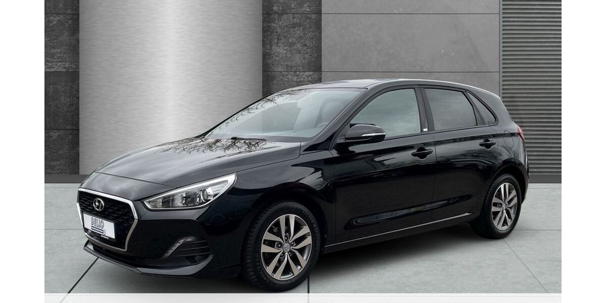 Hyundai i30 58.806 km 12.880 &euro; Ahrensburg 22926