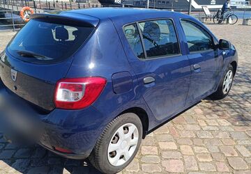 Dacia Sandero 48.300 km 5.799 &euro; Hamburg 21079