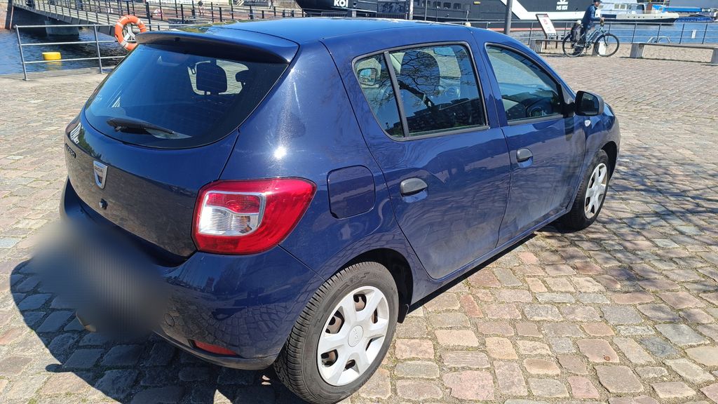 Dacia Sandero 48.300 km 5.949 &euro; Hamburg 21079