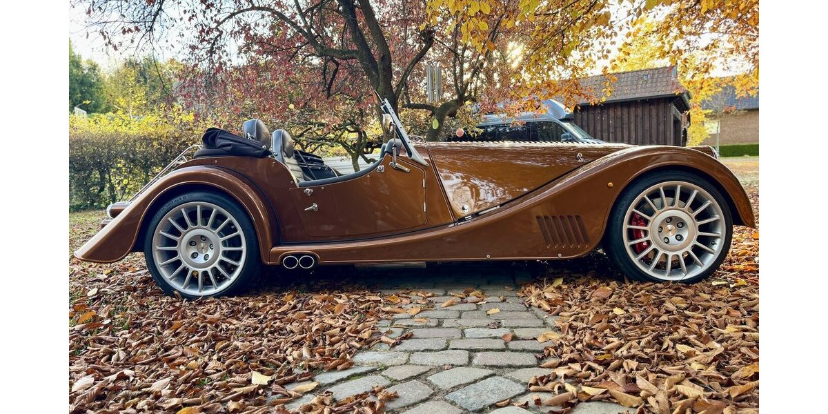Morgan Plus 8 4.8 AERO8 GOLDFINGER 007 9.999 km 139.999 &euro; Hamburg 22339