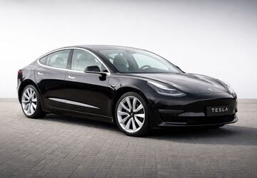 Tesla Model 3 107.000 km 19.900 &euro; Hamburg 21075