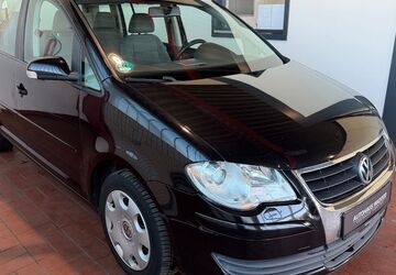 VW Touran 264.261 km 4.490 &euro; Henstedt-Ulzburg (bei Hamburg) 24558