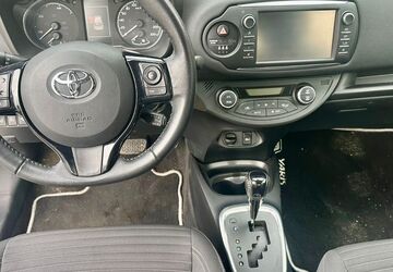 Toyota Yaris 82.900 km 10.700 &euro; Hamburg 22547