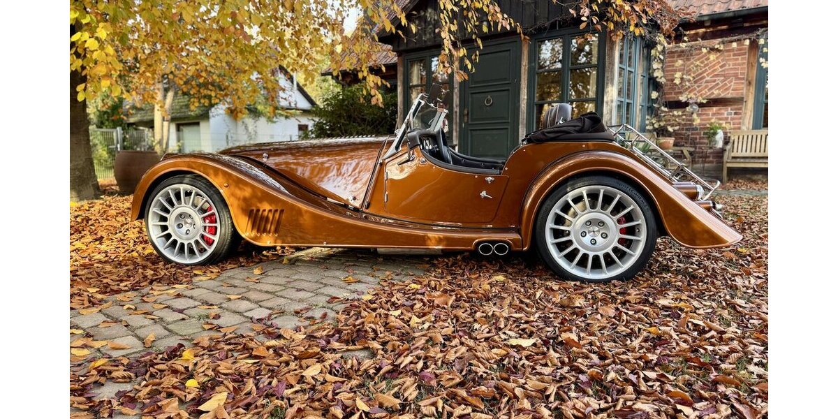 Morgan Plus 8 4.8 AERO8 GOLDFINGER 007 9.999 km 139.999 &euro; Hamburg 22339