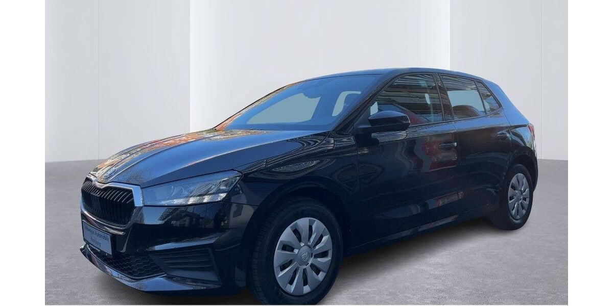 Skoda Fabia 11.136 km 15.850 &euro; Hamburg 22111