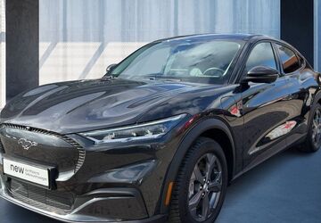 Ford Mustang Mach-E 56.048 km 25.890 &euro; Hamburg 20537